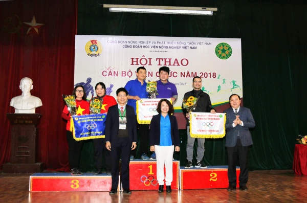 Hội thao cán bộ viên chức Học viện Nông nghiệp Việt Nam năm 2018