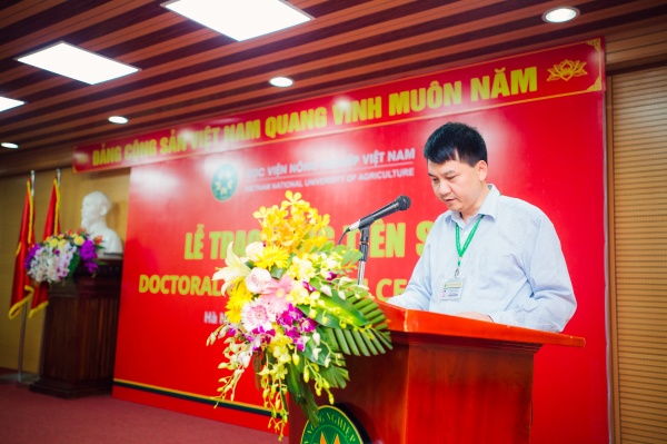 TS. Nguyễn Viết Đăng công bố các quyết định của Giám đốc Học viện về việc công nhận học vị và cấp bằng Tiến sĩ