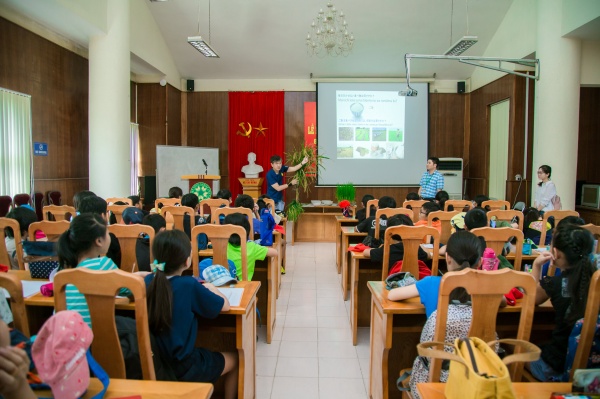 Học sinh trường Nhật Bản Hà Nội đến tham quan, trải nghiệm tại Học viện 