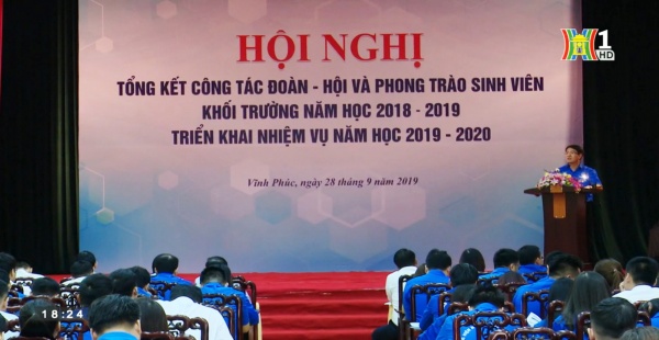 Đồng chí Nguyễn Trọng Tuynh – Phó Bí thư Đoàn Học viện tham luận tại Hội nghị 